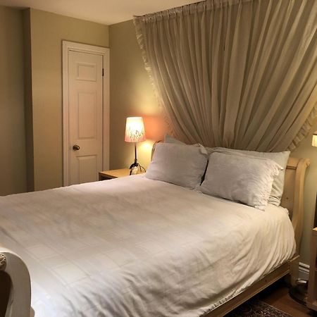 Готель A Seaton Dream Торонто Номер фото